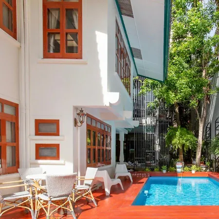 Sathorn Private Pool Villa Bangkok Exterior photo